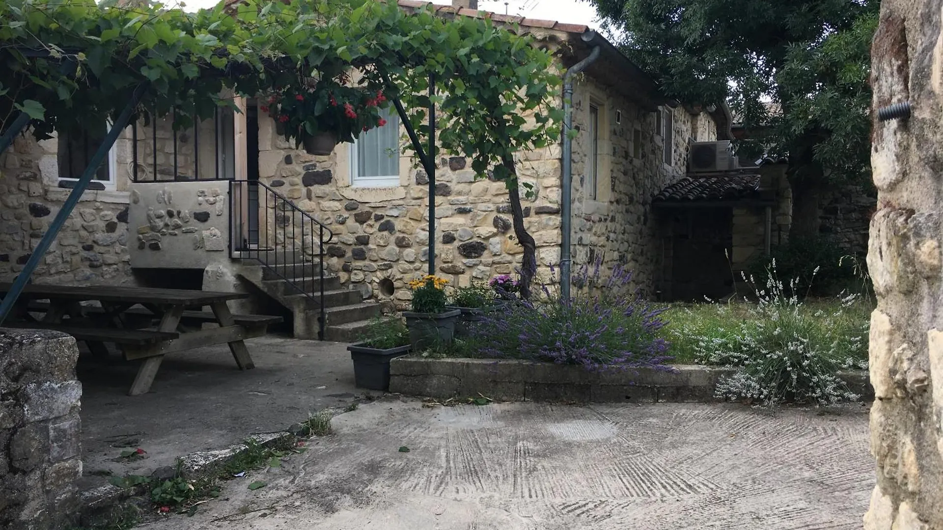 Holiday home Chez Gaelle Et Martin Villa Saint-Vincent-de-Barres