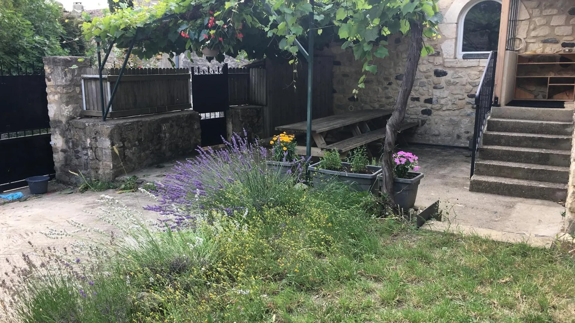 Chez Gaelle Et Martin Villa Saint-Vincent-de-Barres 0*,